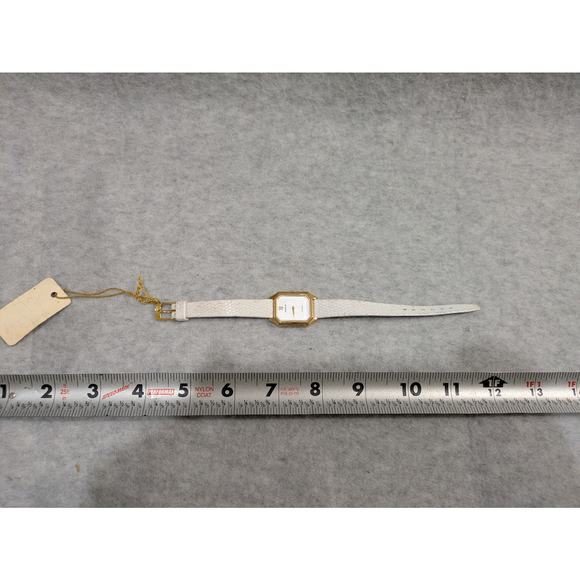 Magnum Wristwatches Women White Leather Band Gold‎ Case Dial & Hand NWT - Picture 5 of 9